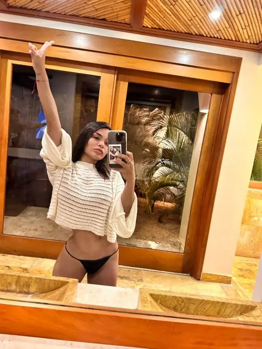 Escort in Punta Cana Cami Love 3